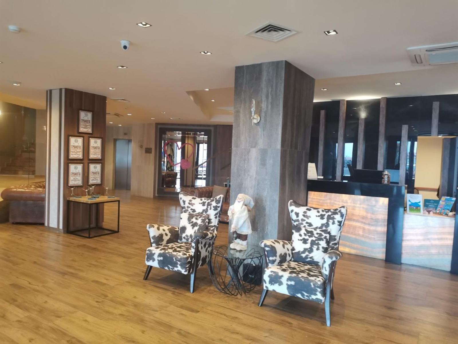 One Bedroom Apartment In Gated Complex Bansko Exterior photo